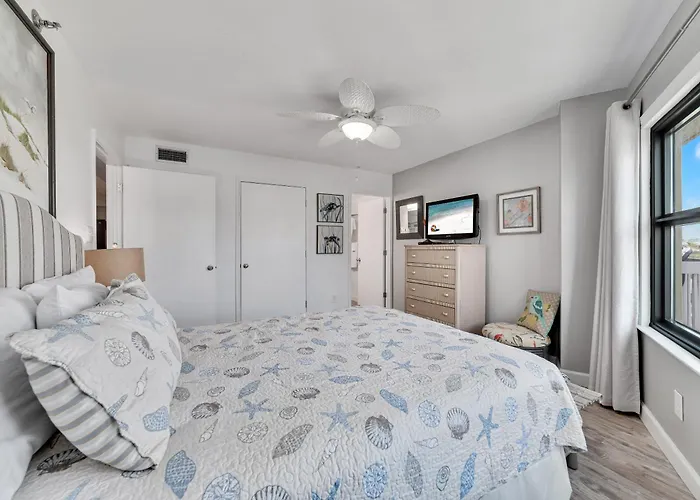 Harbour Place 203 Gulf Shores